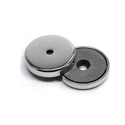 ± 1% Ferritmagnetische Befestigungsmittel Rundbasis-Töpfmagnet für allgemeine Werkzeuge