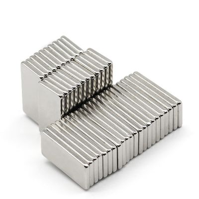 Nickelbeschichteter Neodym-Magnet mit hoher Br-Gehalt, rechteckige Form, superstarke NdFeB-Blockmagnete