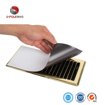 Maßgeschneiderte dicke Magnetventilationsabdeckung mit weißer PVC-Oberfläche und Kompositgummi-Magnet