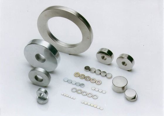 Rare Earth Ndfeb Disc Magnet mit individueller Magnetisierung unter Anleitung von Fachleuten