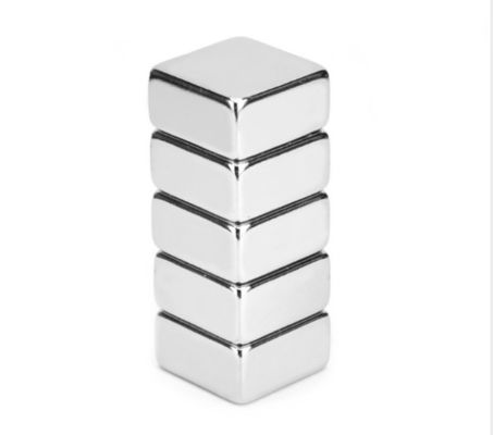 Zusammengesetzter Neodym-Magnet Kleiner Block 20x20x10mm für langlebige magnetische Lösungen