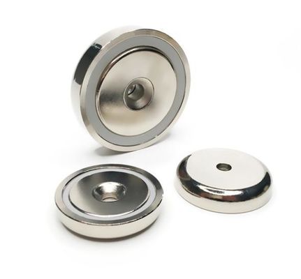 5.5mm Schraubengröße Industriemagnet kundenspezifischer NeFeB-Töpfmagnet mit Countersunk Hole Ring