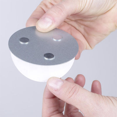 Magnetische Halterung für eine präzise Toleranz /-0,05 mm und mehr als 25 N Zugkraftdetektor