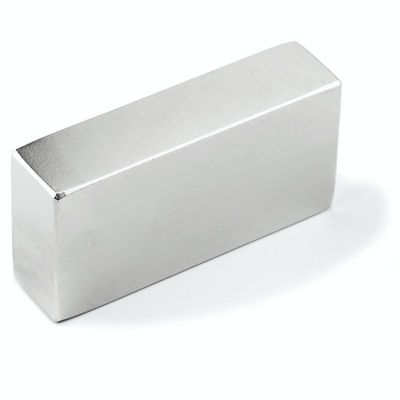 Zusammengesetzte Seltenerdmagneten Toleranz /- 0 Industrielle Magnetmaterialien für Industriezwecke