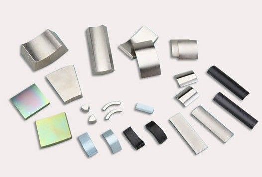 NdFeB-Magnet Industriemagnet Permanent SmCo ALNICo Ferrit Neodym-Magnetische Materialien