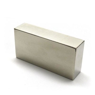 Großflächige, dünne, flache, superstarke Neodym-Magnetplatte N52 40x20x10 mm für den Generator