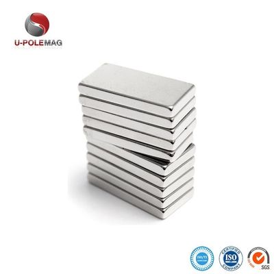 Großflächige, dünne, flache, superstarke Neodym-Magnetplatte N52 40x20x10 mm für den Generator