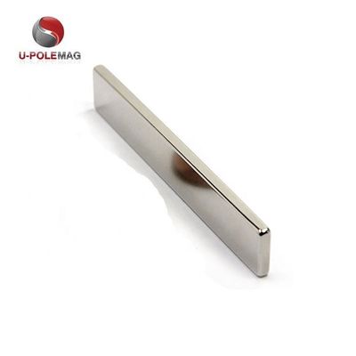 Leistungsstarker 2,5'x0,4'x0,2' N45 Neodym-Magnet in Rechteckform