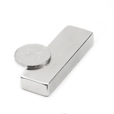 N52 60x20x10mm Rechteck mit Zinkbeschichtung und NdFeB-Qualität