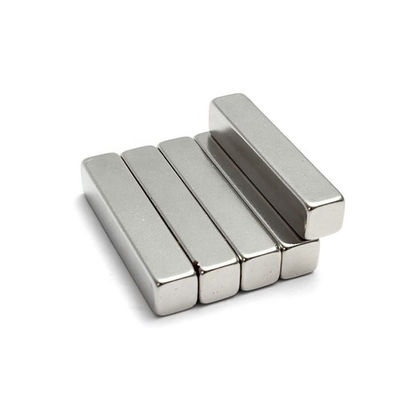 Zusammengesetzter Neodymiummagnet mit diametraler Magnetisierung der Klasse N35-N52 zur Levitation