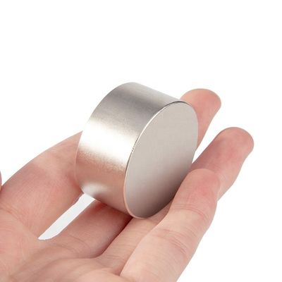 ISO9001 2000 Zertifizierte N52 Neodym D40x20mm Magnetscheibe für schwere Anwendungen