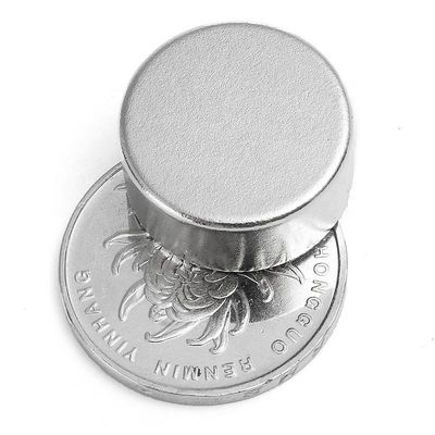 NdFeB-Grad Magnetisierter Richtungsdicke, individuell angepasste Größe, Sinterscheibe, Permanenter Magnet