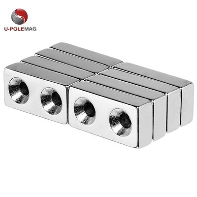 N45 Quadratblock-Gegensunken-Loch-Magnet in helles Silber Sinterneodym-Material