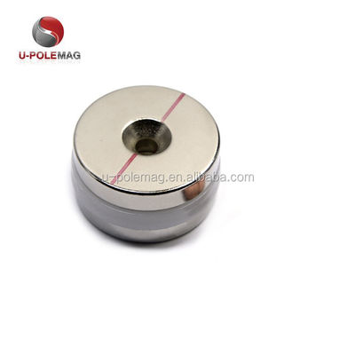 Maximale Arbeitstemperatur 60°C N52 Neodym-Diskmagnet mit M10-Gegeneröffnung