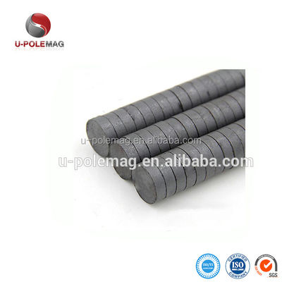 Rundkeramische Magnete für Industriezwecke C8 Ferritscheibenmagnete für Handwerk und Kühlschrank