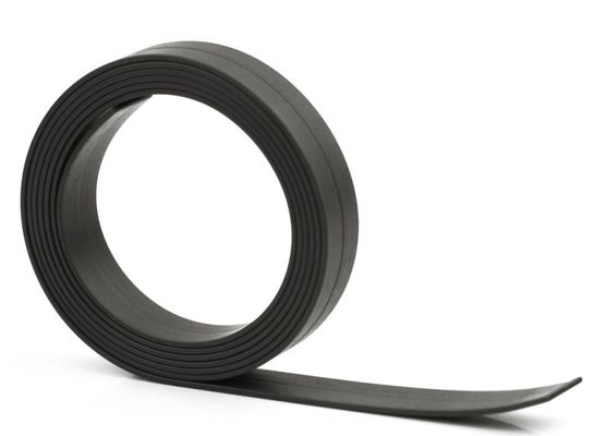 Flexibles Magnetband für Magnettürvorhänge erhöht die Energieeffizienz