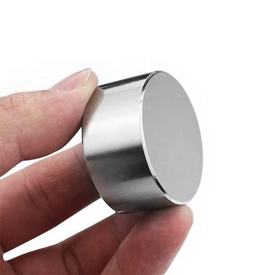 Superstarker großer runder Magnet mit Nickelbeschichtung- Dauerneodymmagnete
