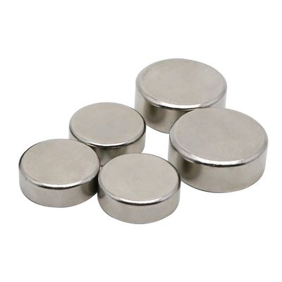 Industrielle Qualität N52 Ndfeb Seltenerd Neodym-Magnet mit einer Temperatur von 80 bis 220 Grad Celsius