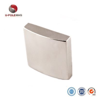 ISO14001/9001 zertifizierter hochwertiger kundenspezifischer Neodymium-Bogenmagnet für Halbach