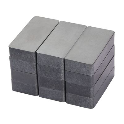 Anpassungsfähige schwarze Rechteckferritmagnete mit Biegewiderstand Kgf/mm2 von 5-10