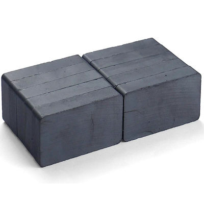 Anpassungsfähige schwarze Rechteckferritmagnete mit Biegewiderstand Kgf/mm2 von 5-10