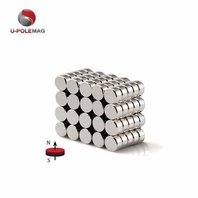 D10 N52 Starker Mini-Rund-Neodym-Scheibenmagnet mit Magnetismusrichtung