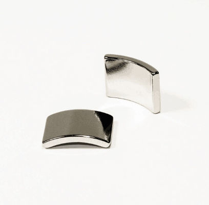 Hauptmaterialien NdFeB Hochtemperaturbogenmagnete für Motorgeneratoren von Trustworthy