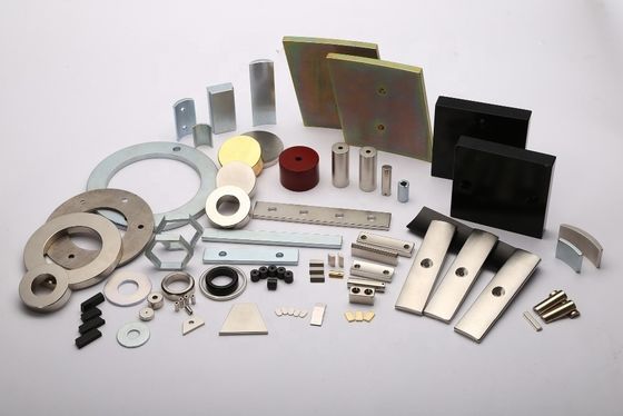 Rechteckiger NdFeB-Magnet Superstarker N35 N52 Neodym-Block-Magnete für Industriezwecke