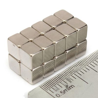 Maximale Arbeitstemperatur 80 Grad N35 Kubik Neodym-Magnete Starke Seltenerdmagnete