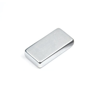 Dauerhafte N30-Neodym-Magnetblock 30x20x10mm für langlebige und magnetische Anwendungen