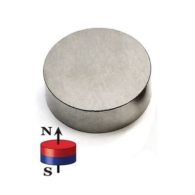 7.4g/cm3 Dichte Seltene Erden Permanent gegossener AlNiCo Rundzylindermagnet für Kabelknopf