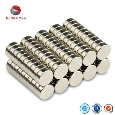 Mini Rund Neodymium Disc Magnet D10 N35 N52 Goldbeschichtung für die Schneideffizienz