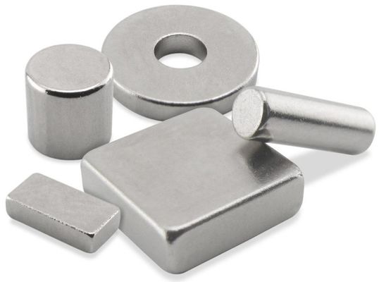 Hochwertiger Neodym-Magnet N52 Industrie-Magnet Quadratischer rechteckiger NdFeB-Blockmagnet