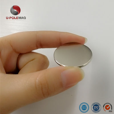Doppelseitige Klebe-Neodym-Scheibe-Magnete mit Dauerhalter und Ni-Cu-Ni-Beschichtung