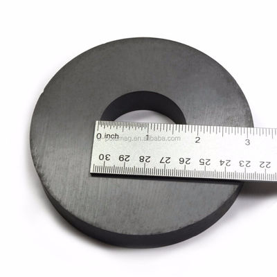 Maßgeschneiderter Y35 Ferritmagnet Diametral magnetisierter Ring für professionelle Lautsprecher