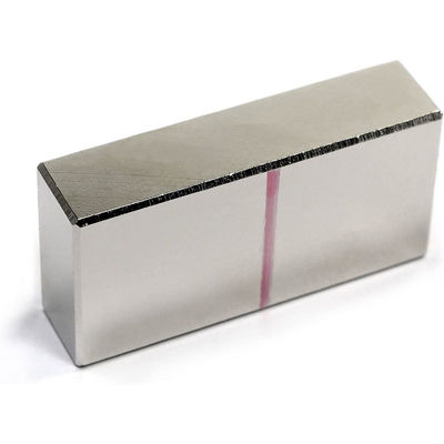 30x20x10mm starker Neodymium-Quadratmagnet kundenspezifischer starker N52 Industrie-Magnet