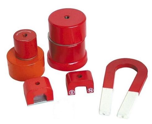 7.3g/cm3 Dichte Rotblau bemaltem Pol U-förmiger Hufeisenmagnet für Lehrmaterialien