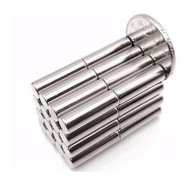M8 Löcherhaltige zylindrische Neodym-Magnet-Edelstahlstange für die Verarbeitung von Verbundwerkstoffen